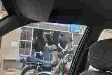 نانوایی لواشی در انقلاب 