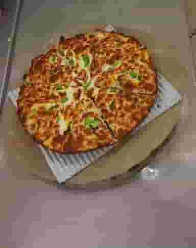 پیتزا بامزی در شهر سقز