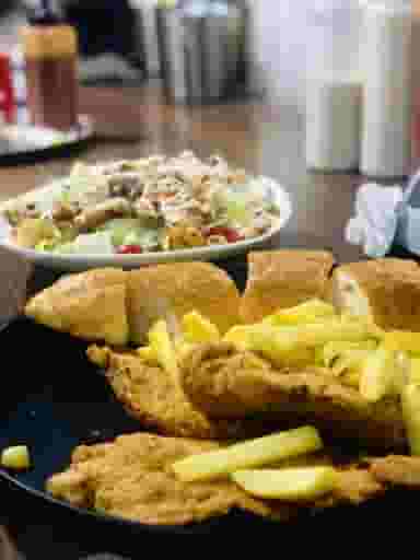 پیتزا جزیره در شهر مریوان