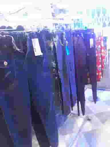 مانتو و بوتیک و پوشاک زنانه رز در ثارالله شهرضا