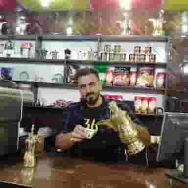 کافه عموبابا در بهشت زهرا اندیمشک
