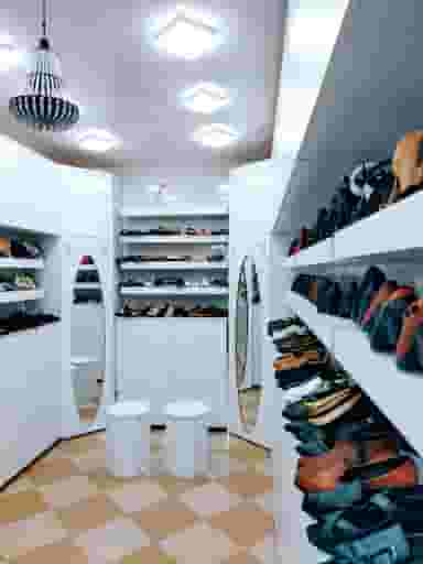 کیف و کفش محمودی در شهر دورود