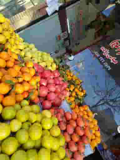 هایپر میوه قائم (عباس زاده) در امام خمینی کاشمر