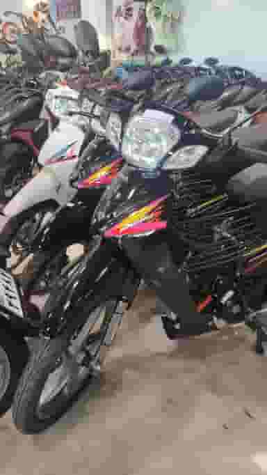 فروشگاه کویرموتور لنگرود در امام خمینی لنگرود