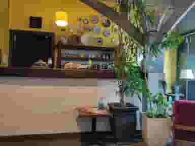 کافه خورشید در قاضی آباد لواسان