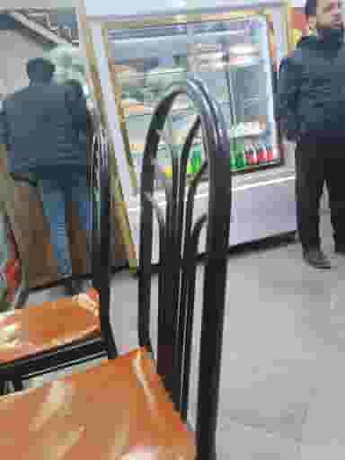 ساندویچ تواضع در هفده شهریور 