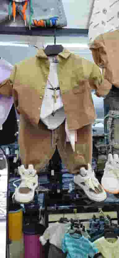 پوشاک بچه گانه هپی لند در شهر محمدشهر