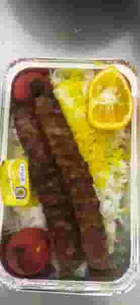 رستوران گلها در شهر محمدشهر