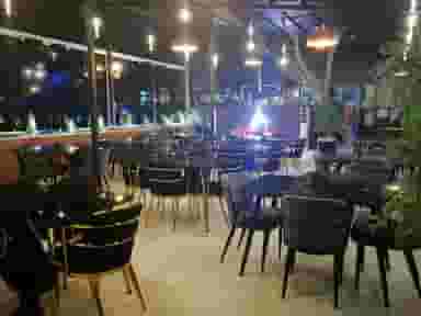 کافه رستوران زندیه در شهر یاسوج