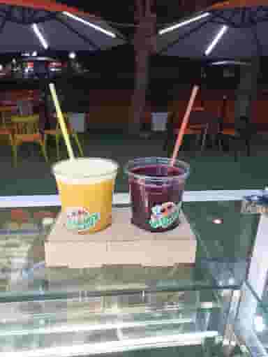 کافه بستنی ویتامیکس در امامت یاسوج