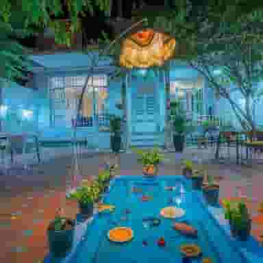 کافه خونه مون در بازار یاسوج