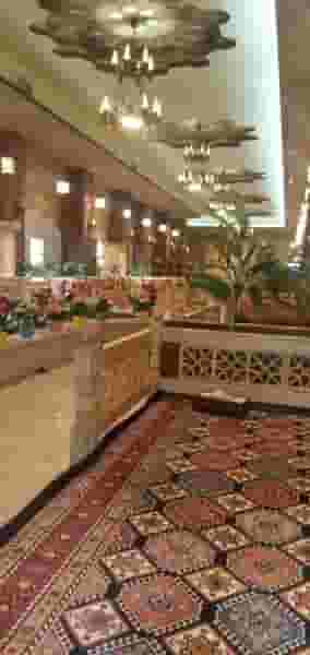 عمارت کلاه فرنگی در فاز ۴ اندیشه اندیشه