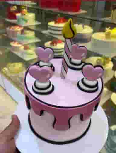 شیرینی سرای آلما در شهر اندیشه