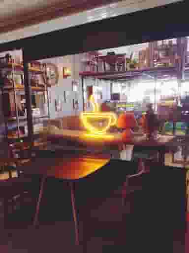 کافه بوف در فاز ۴ اندیشه اندیشه