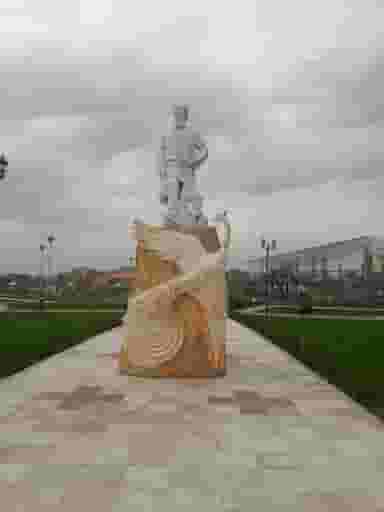 بوستان بزرگ مشاهیر در سرآسیاب ملارد