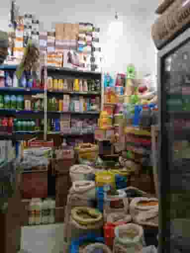 سوپرمارکت خیطان در سلیچ شرقی آبادان