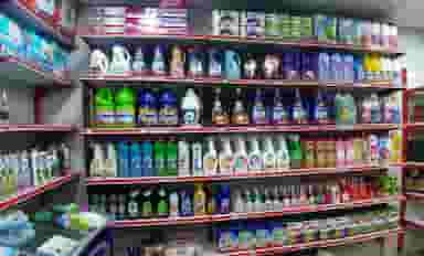 سوپرمارکت خاقانی در کارگر آبادان