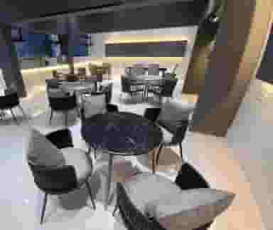 کافه رستوران لیو در احمد آباد آبادان