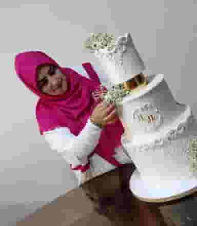 کیک غیبی مرند در مسجد قیام مرند