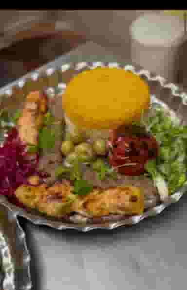 رستوران سنتی گت بانو در باباطاهر نوشهر