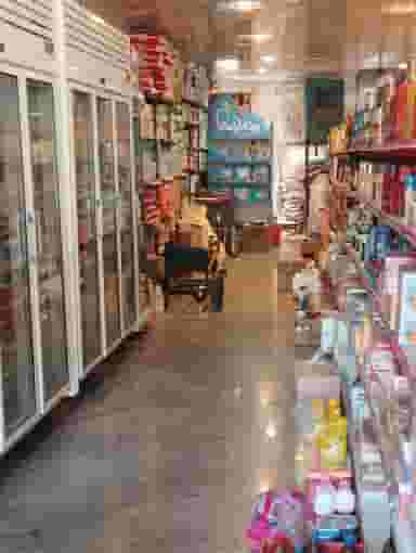 مواد غذایی شجاعی در علی آباد بروجرد