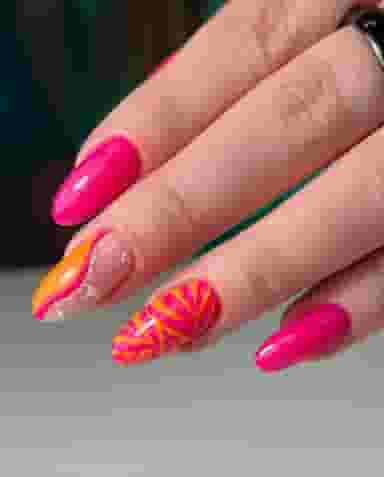 سالن زیبایی طراحان در قلعه گرم بروجرد