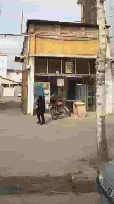 نان بربری علی در گلستان قائم شهر