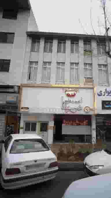 آش و حلیم دوجینا در امام خمینی قائم شهر