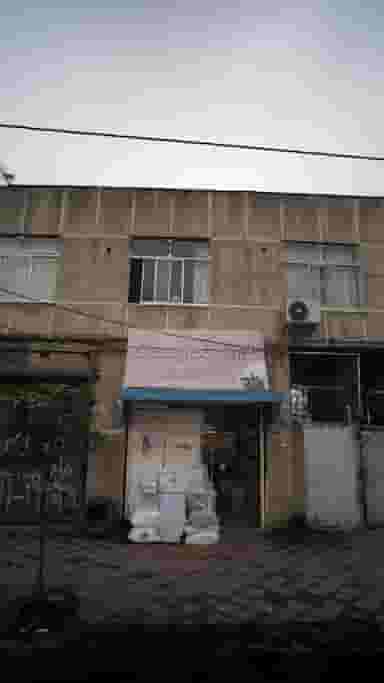 مرکز پخش ظروف یکبار مصرف کامران و پسران در آزادی قائم شهر