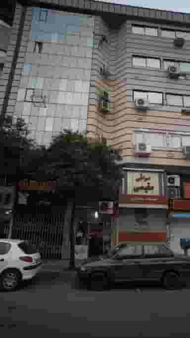 داروخانه دکتر ارمغان صادقی در امام خمینی قائم شهر