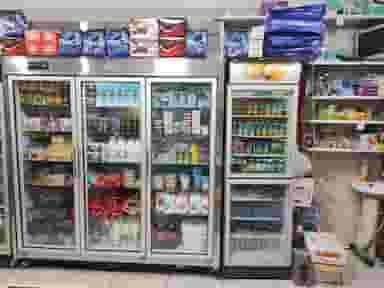 سوپرمارکت حامد شهرک نیروی انتظامی تویسرکان