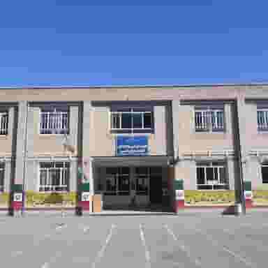 مدرسه هنرستان فنی وحرفه‌ای آینده سازان اهر در شهر اهر