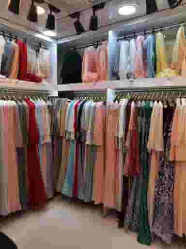 گالری لباس مجلسی زنانه آلیس در شهر بهبهان