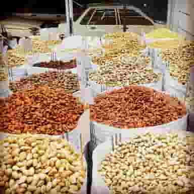 اجیل و خشکبار صمیمی در شهر بهبهان