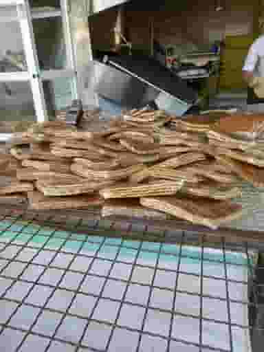 نانوایی تافتون سنتی در شهر فردیس