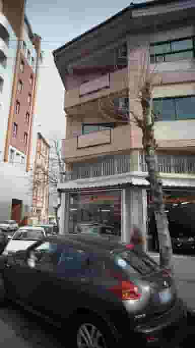 نمایشگاه اتومبیل در مطهری لاهیجان