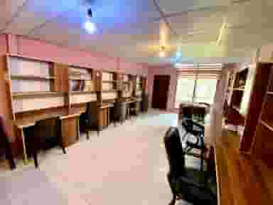 سالن مطالعه و کتابخانه دخترانه فرهنگ اندیشه مشهد