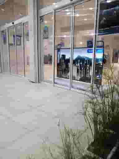 لوازم خانگی اسنوا شعبه ورزش در باغ نظر کازرون