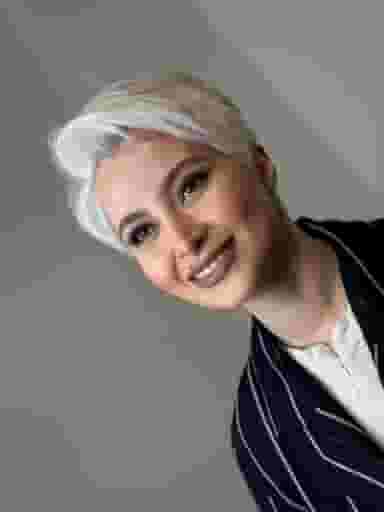 آرایشگاه زنانه مون بيوتی