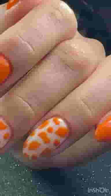 آرایشگاه زنانه رژ سرخ