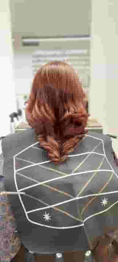 خدمات تخصصی مو نیلوفر خوشنویس