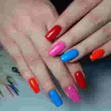 سالن زیبایی و آرایشگاه زنانه زهرا حسنی