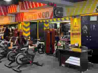 باشگاه بدنسازی ستاره پارس _آقایان-بانوان