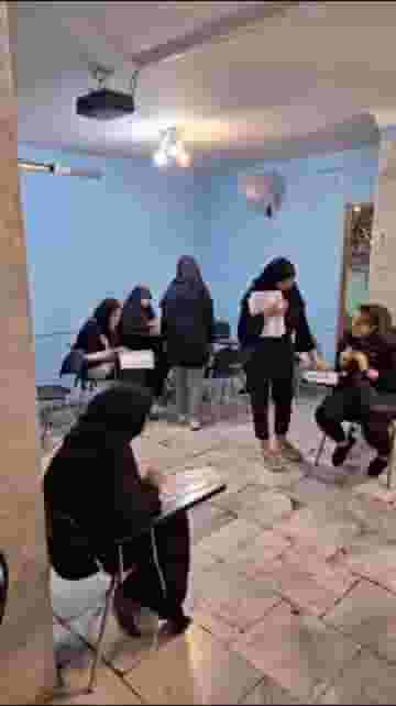 آکادمی زبان های خارجی هیوا