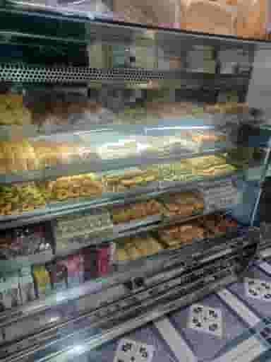 نان شیرینی برکت شهرک وایین شهریار