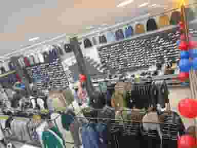 فروشگاه کفش و پوشاک آپاما شهرک وایین شهریار