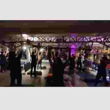 باشگاه بدنسازی بانوان انوشه