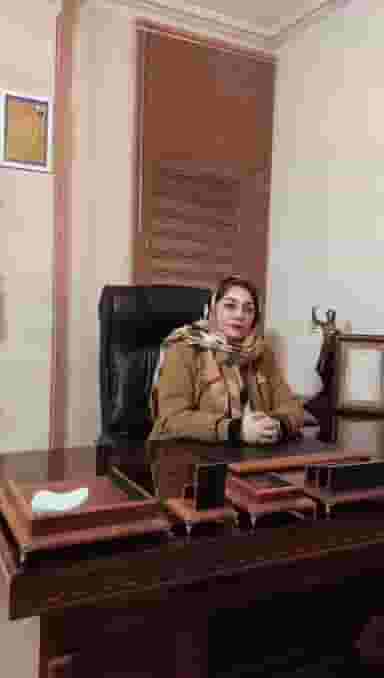 آزاده زمردیان فر وکیل دادگستری