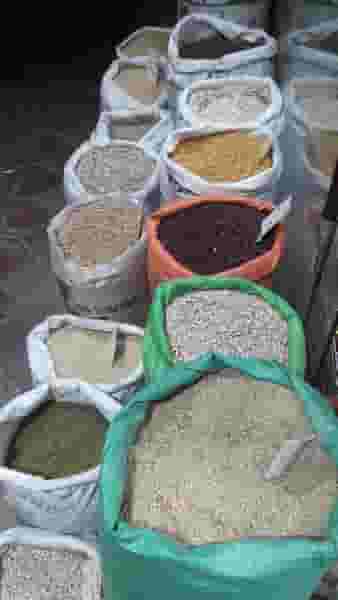 فروشگاه موادغذایی انصاریفر در مطهری اسلام‌شهر