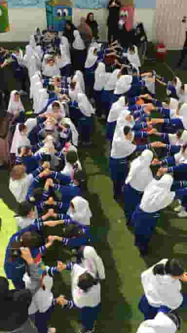 دبستان و پیش دبستانی دخترانه دنیای حنانه